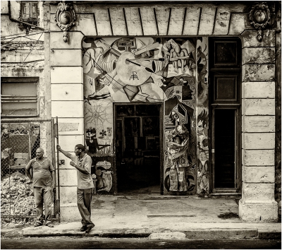 Streetlife in Havana 4